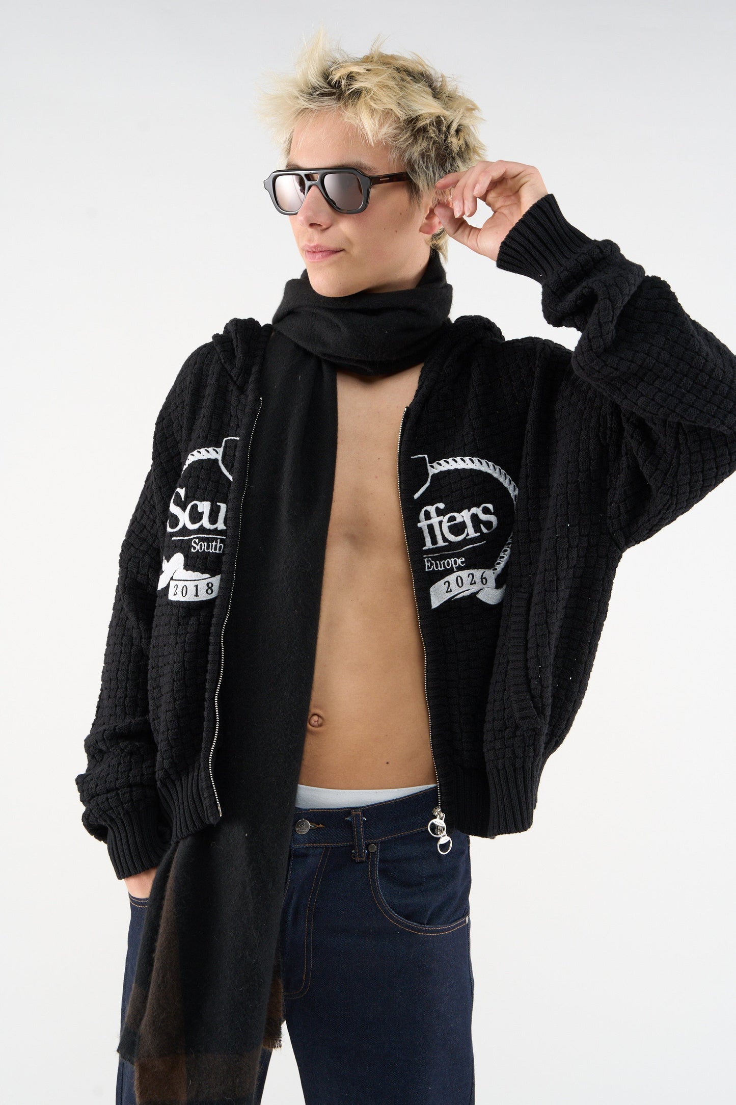 South Europe Dark Knit Zipper