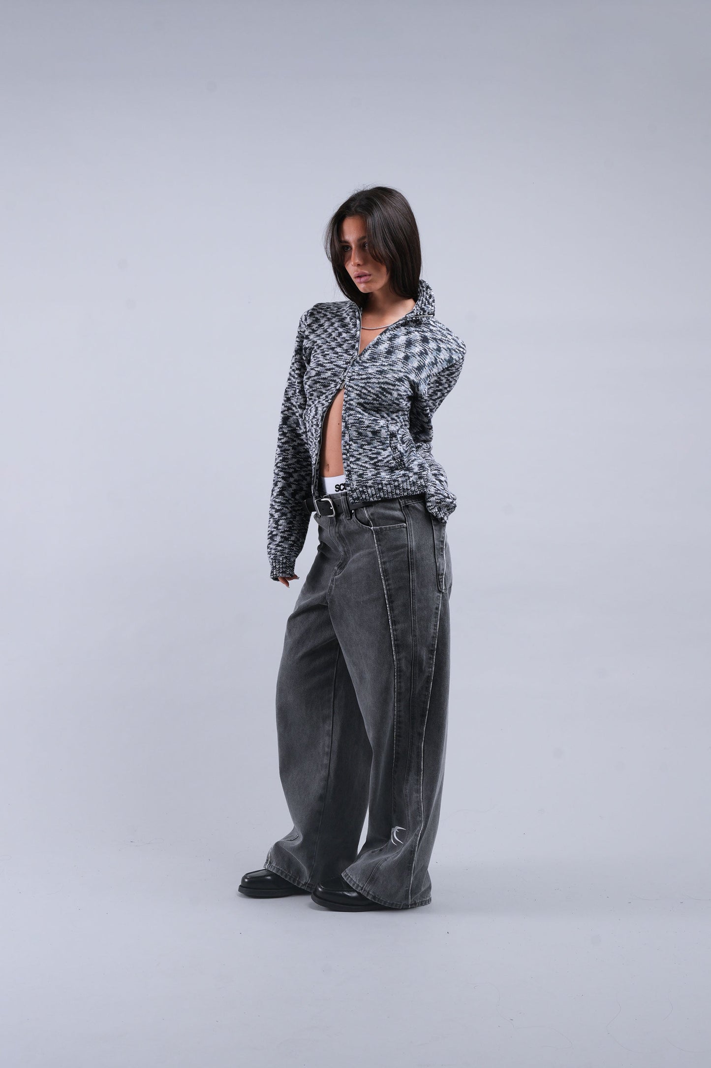 Tropic Grey Knit Zipper
