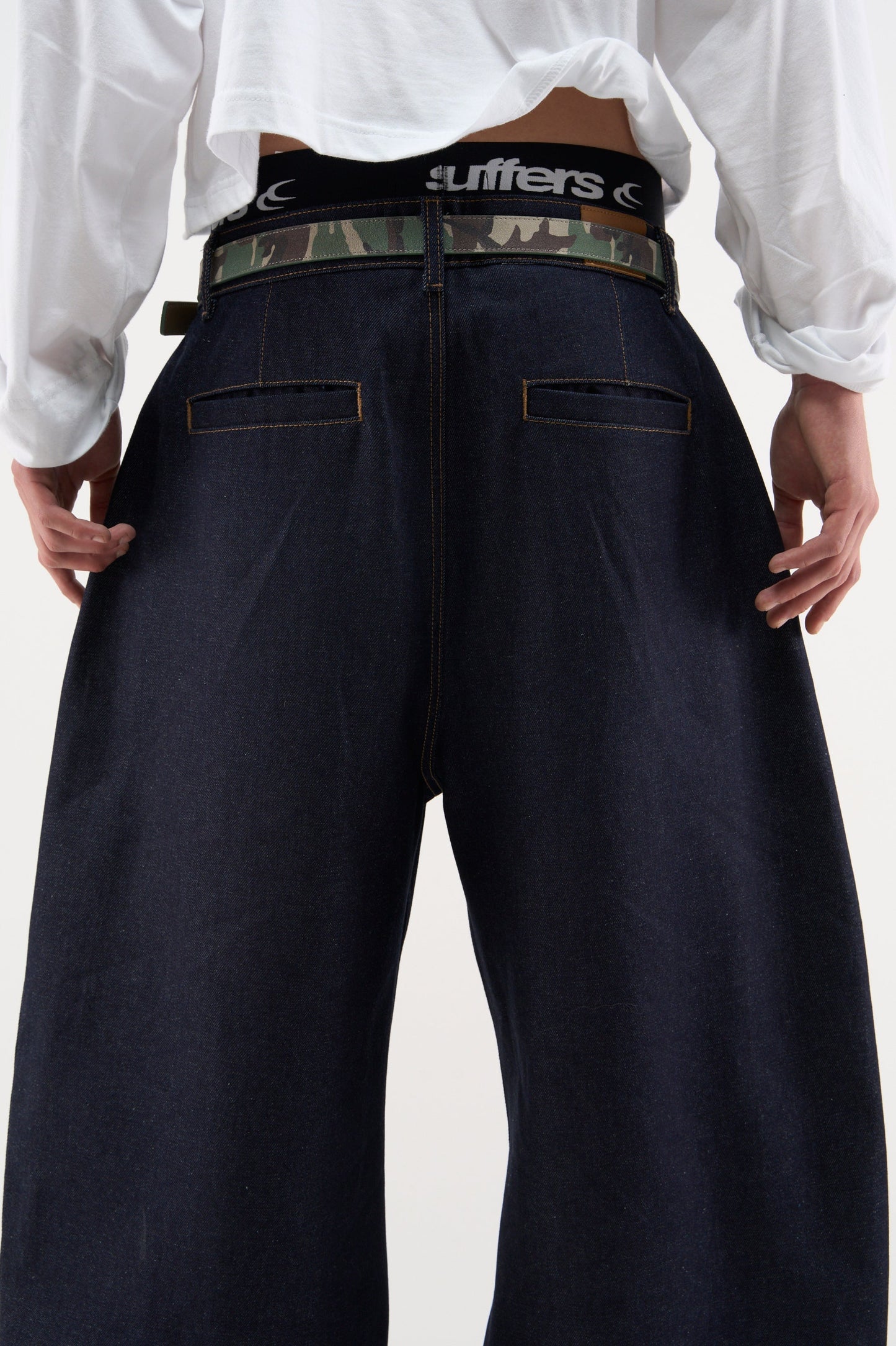 Shell Dark Pants