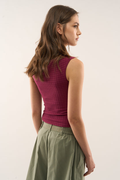 Kiuty Burgundy Top