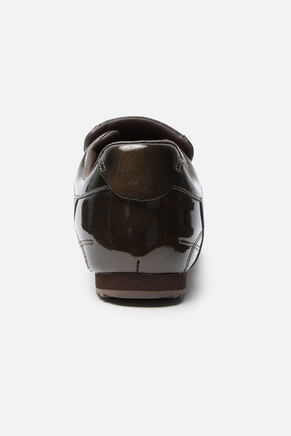 Iconic Radiant Brown Sneakers