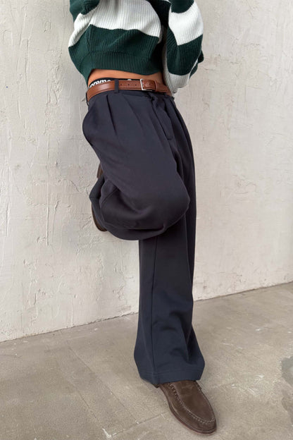 Shell Navy Blue Sweatpants